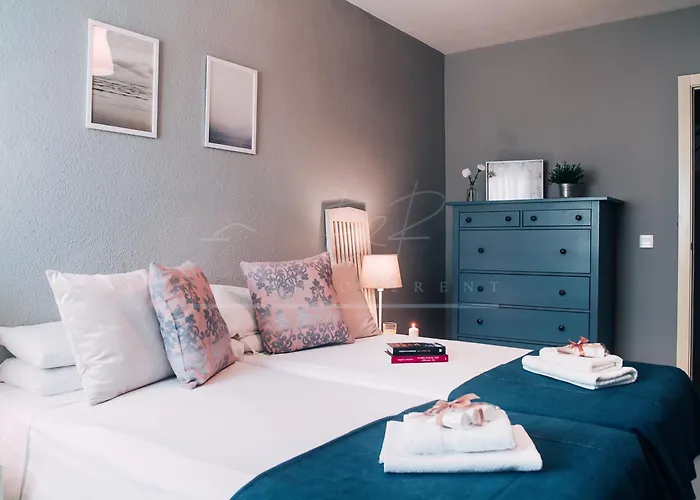 Belmonstays Bahiablanca, *